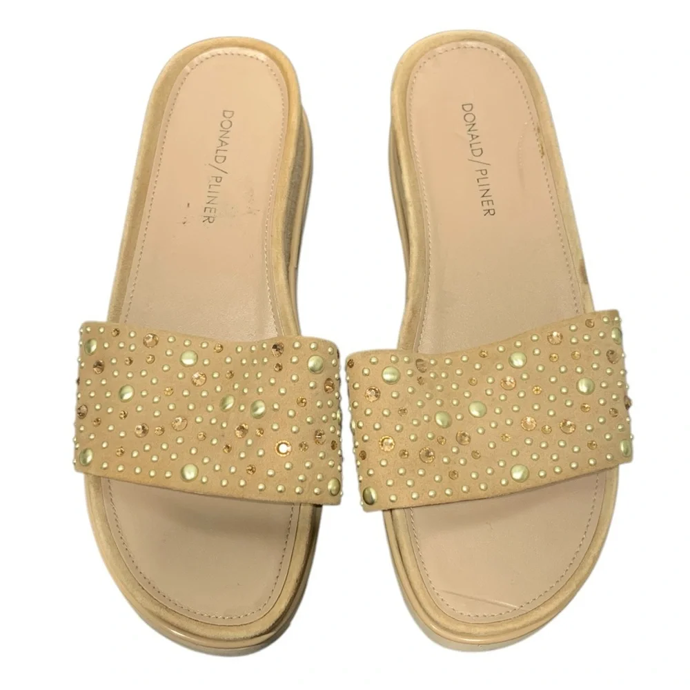 Donald J. Pliner‎ Cava Suede Studded Slide SZ 9